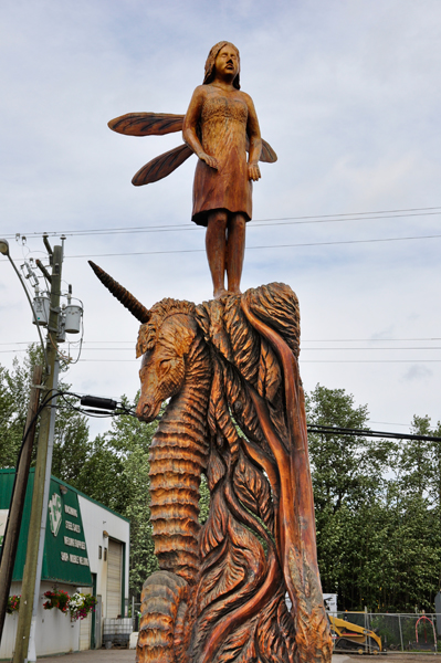 2013 chainsaw carving Fantasy
